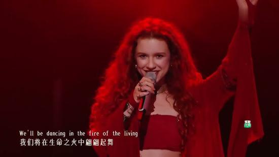 Brazilian singer Alexia Evellyn shines on The Singer 2025 with cultural fusion