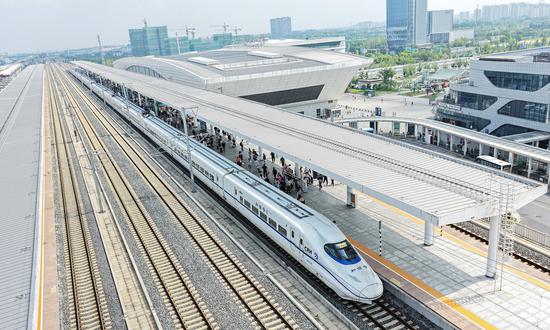 China adds 10,000 km of high-speed railways during 2021-2024