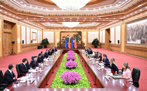 Chinese President Xi Jinping meets with President of the European Council Antonio Costa and President of the European Commission Ursula von der Leyen, who are in China for the 25th China-EU Summit, at the Great Hall of the People in Beijing, capital of China, July 24, 2025. (Xinhua/Li Xiang)