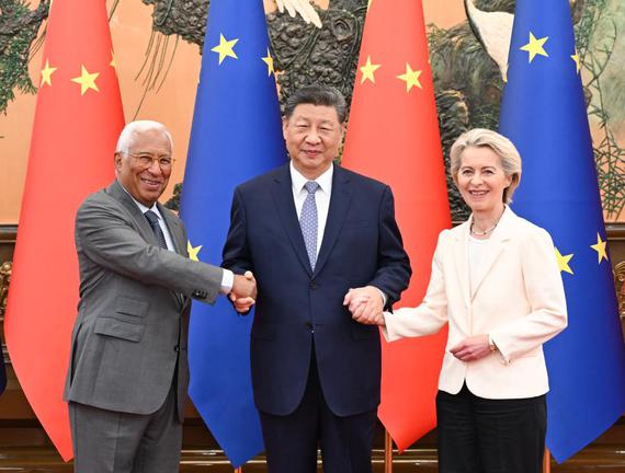 Chinese President Xi Jinping meets with President of the European Council Antonio Costa and President of the European Commission Ursula von der Leyen, who are in China for the 25th China-EU Summit, at the Great Hall of the People in Beijing, capital of China, July 24, 2025. (Xinhua/Xie Huanchi)