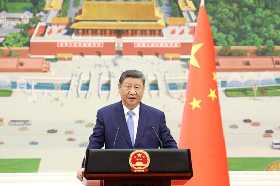 Xi receives credentials of new ambassadors to China