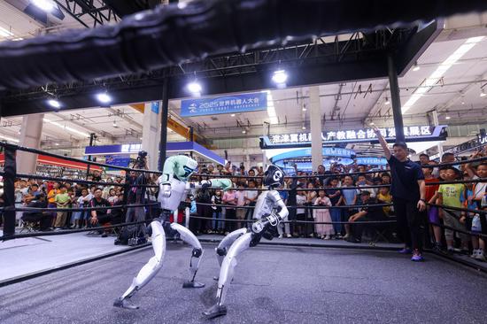 Sports fever sweeps World Robot Conference 2025