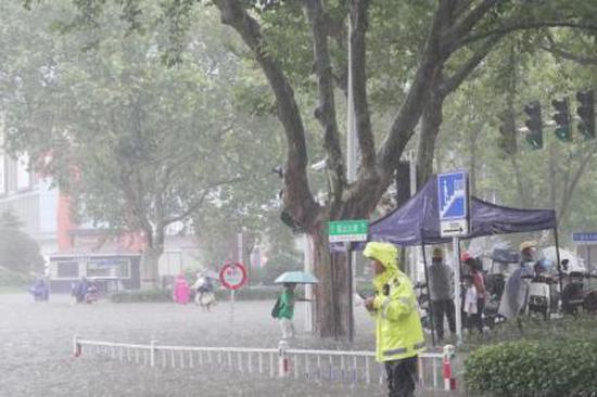 1 dead as landslides destroy villages in Yunnan