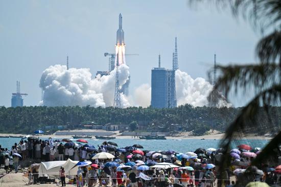 China launches new group of internet satellites