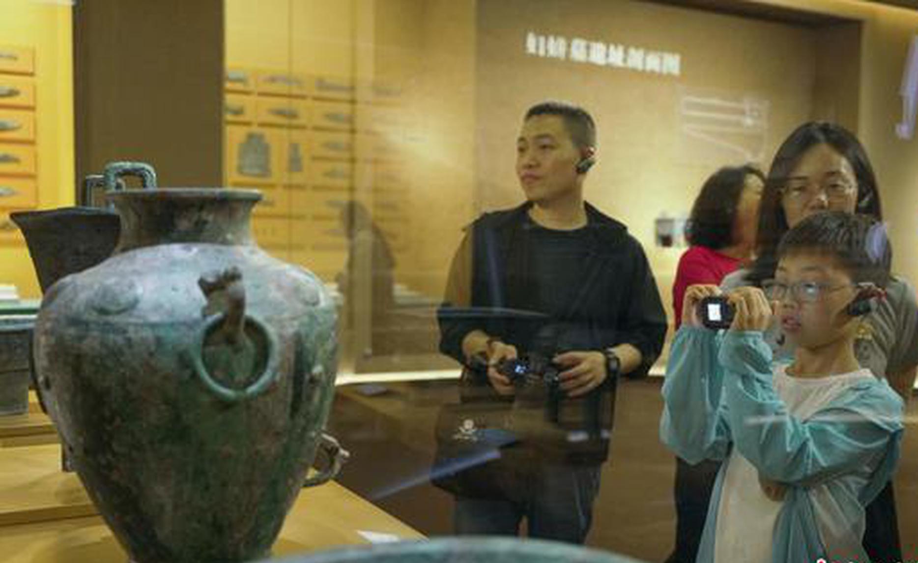 Ancient bronze casting art decoded