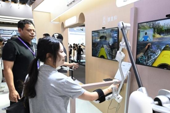Beijing rolls out AI education across all primary, secondary schools