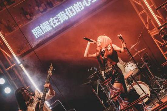 Immersive Hamlet 1001 premieres in Beijing