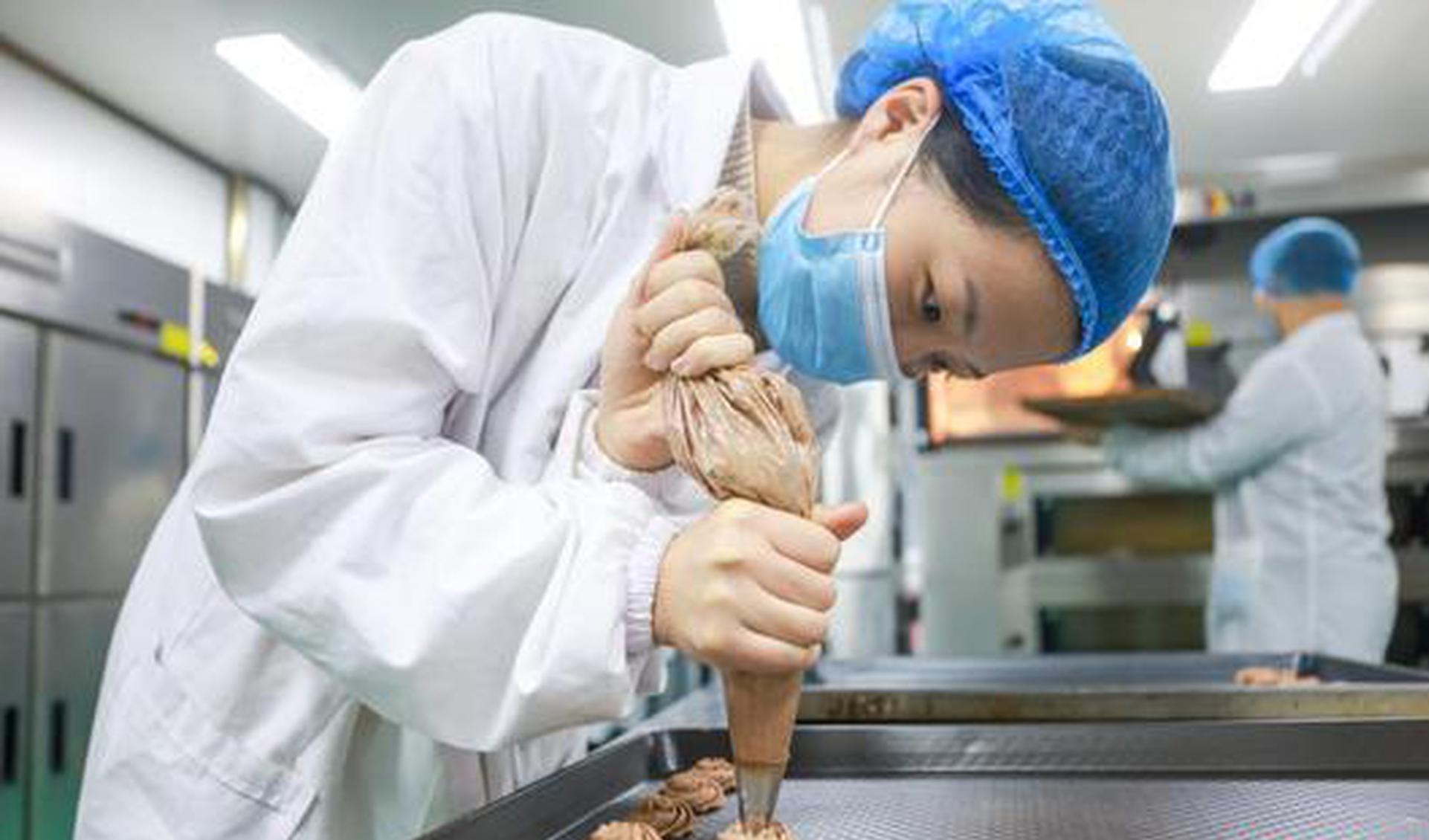 Overhaul pledged after pre-made meal controversy