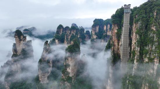 Spectacular view of cloud-shrouded Wulingyuan Scenic Area in Zhangjiajie