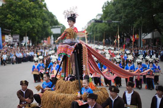Intangible heritage showcases cultural allure in SW China's Danzhai