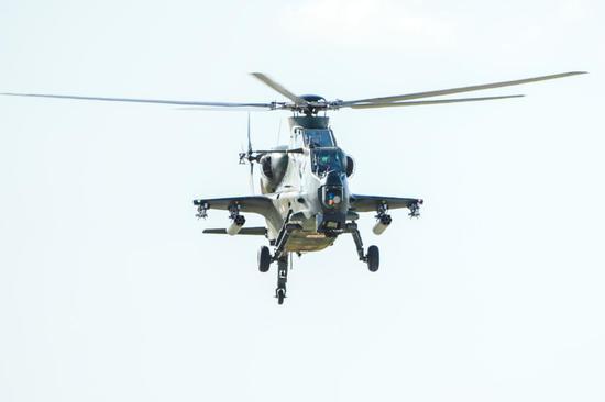 Counterterrorism assault drill staged at 2025 aviation open-day activities of PLA Air Force