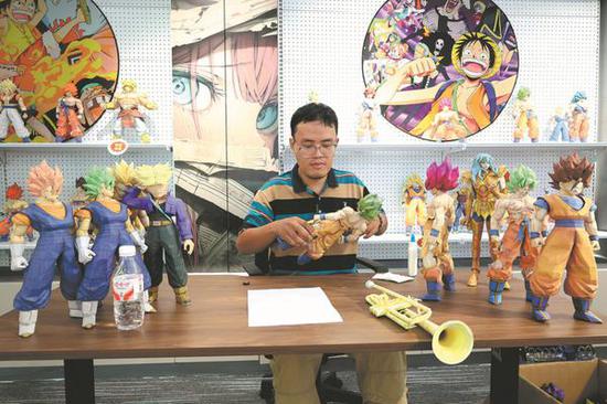 Craftsman turns unique hobby into best seller