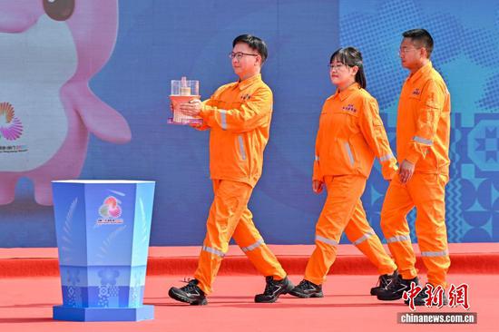 China taps deep-sea methane hydrate to light National Games torch