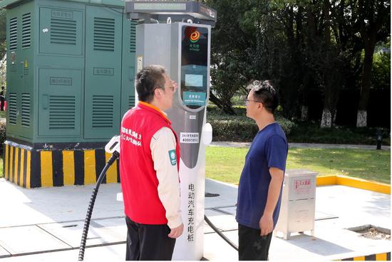 Shanghai launches first expressway ultra-fast charging station