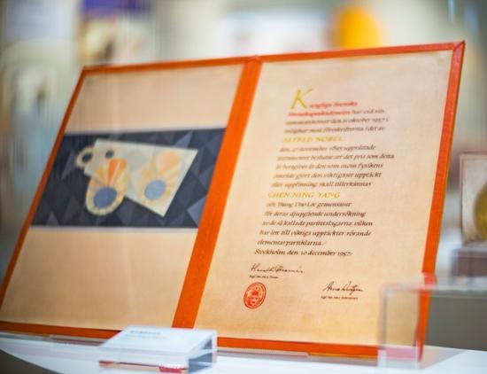 CUHK History Museum displays Yang Zhenning's Nobel Prize Certificate
