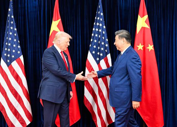 Chinese President Xi Jinping meets with U.S. President Donald Trump in Busan, South Korea, Oct. 30, 2025. (Xinhua/Shen Hong)