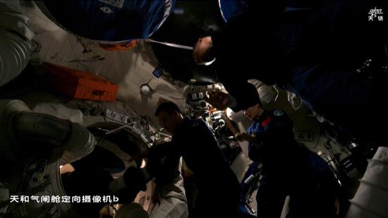 Pakistani astronaut to enter Chinese space station as specialist