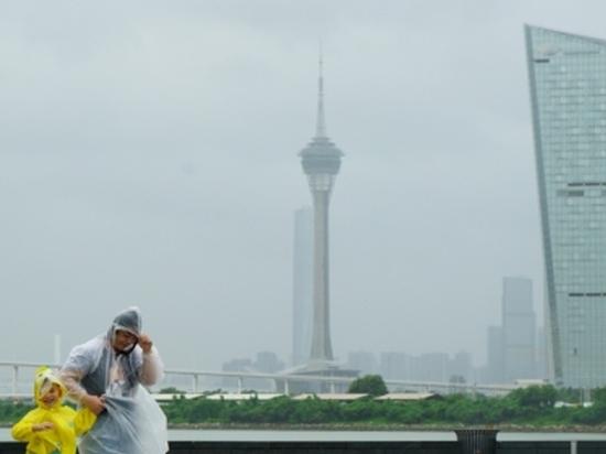 Mainland talent get easier access to SARs