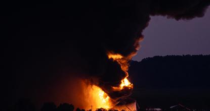 At least 7 killed after UPS plane crashes near a Kentucky airport