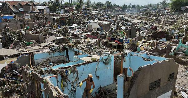 Philippines hit hard by Typhoon Kalmaegi