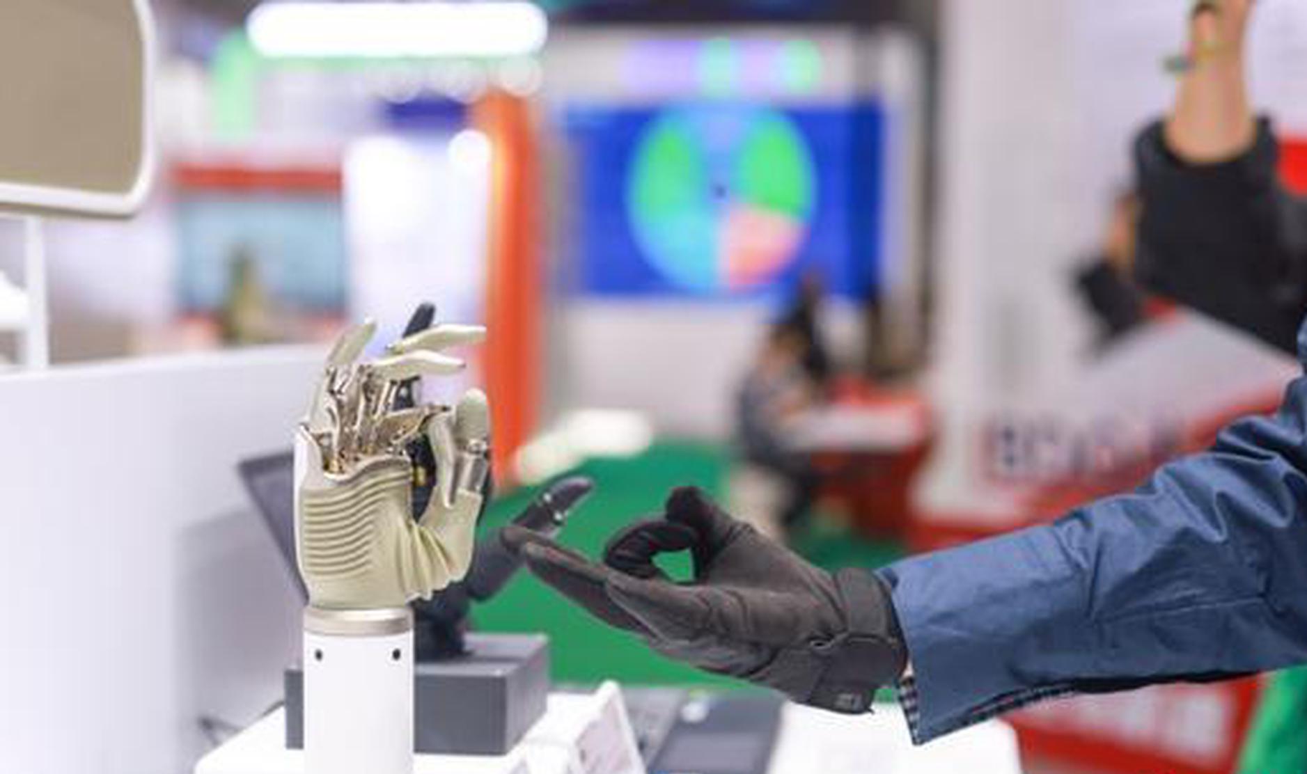 U.S. public sees China in more positive light