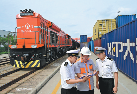 Qingdao delivers win for China-Europe freight trains