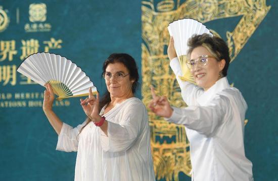 (W.E.Talk) Greece and China: the earliest historical testimonies of contact between two ancient cultures