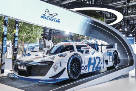 Michelin's Mission H24 hydrogen energy race car with 46% sustainable material ratio tires at the 4th CIIE. [Photo/Michelin]