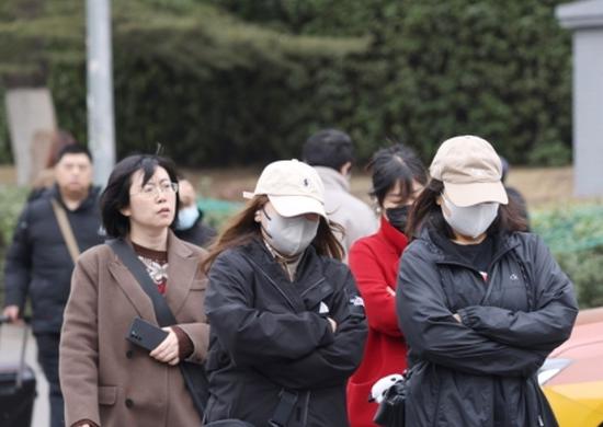 Successive cold snaps to bring chills, wind and snow to China