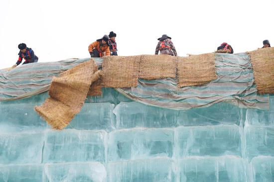 27th Harbin Ice-Snow World begins construction in NE China