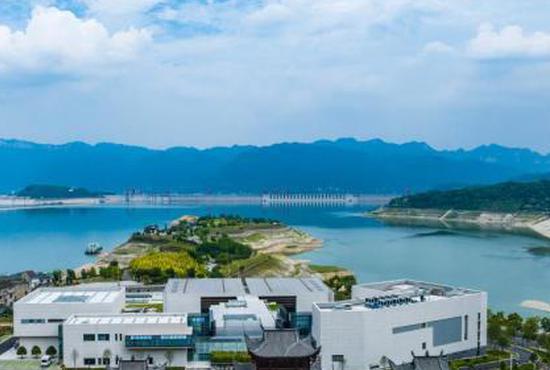 China cautions foreigners of fraudulent arrival card platforms