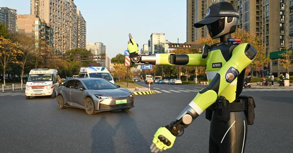AI-powered traffic police go on duty in east China