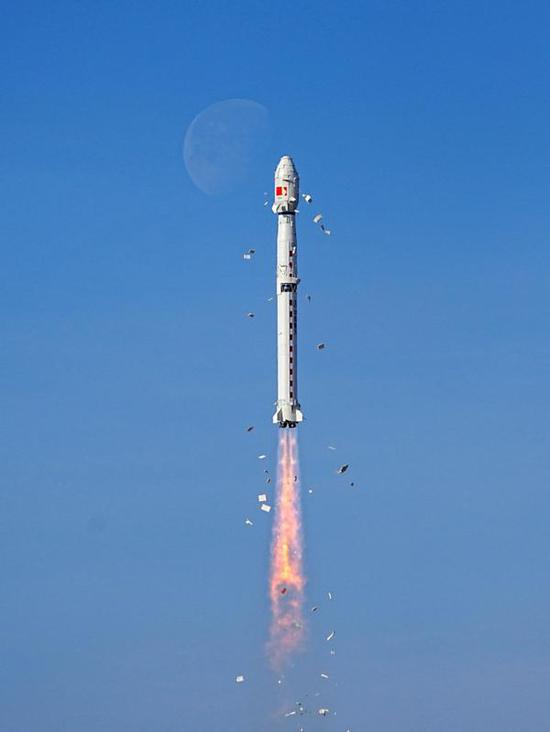 China launches a Long March 4B carrier rocket to place a new satellite, Yaogan 47, into space, Dec 9, 2025. (Photo by Yang Xiaobo/For chinadaily.com.cn)