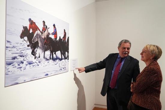 Photo exhibition in Kazakhstan marks 70th founding anniversary of China's Xinjiang Uygur Autonomous Region