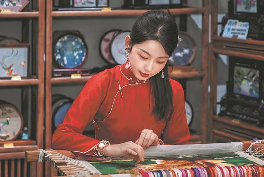 Kunshan setting up world-class industrial hubs