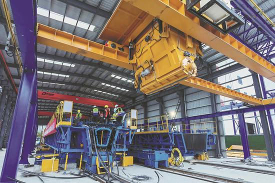 Xi urges central SOEs to contribute more to Chinese modernization