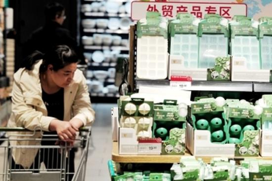 Adoption of euro raises hope, fears in Bulgaria