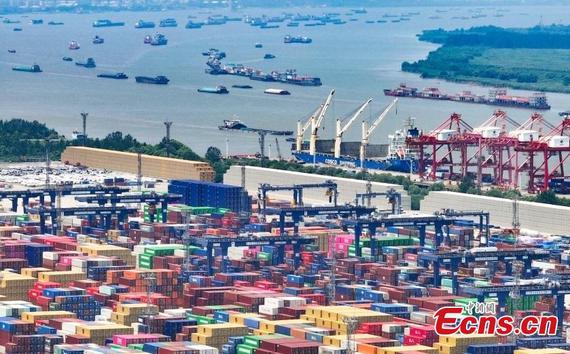 An aerial drone photo taken on July 14, 2025 shows the import and export container terminal at Longtan Port in Nanjing City along the Yangtze River. (Photo: China News Service/Yang Bo)
