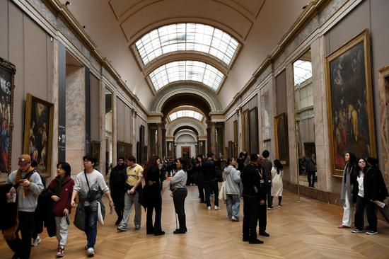 Louvre raises ticket prices for most non-EU visitors