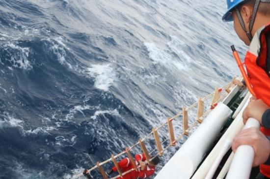 China Coast Guard rescues Philippine crew near Huangyan Dao