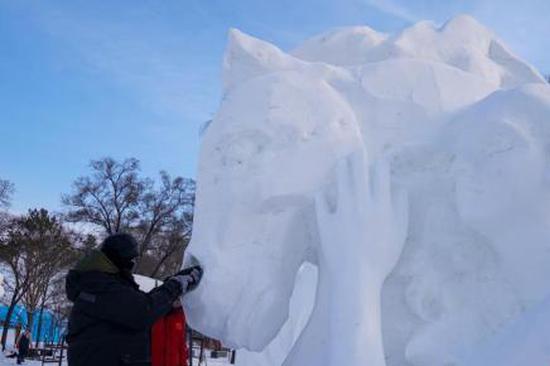 China's icy regions attract Southeast Asian tourists