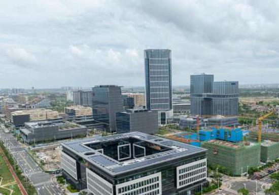 Profit rebound boosts foreign industrial firms