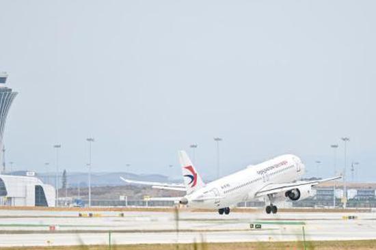 Nanshan becomes first district outside Beijing and Shanghai to hit GDP of 1T yuan