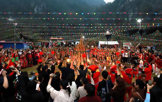 Folk customs shine at Guangxi's Zongba Festival