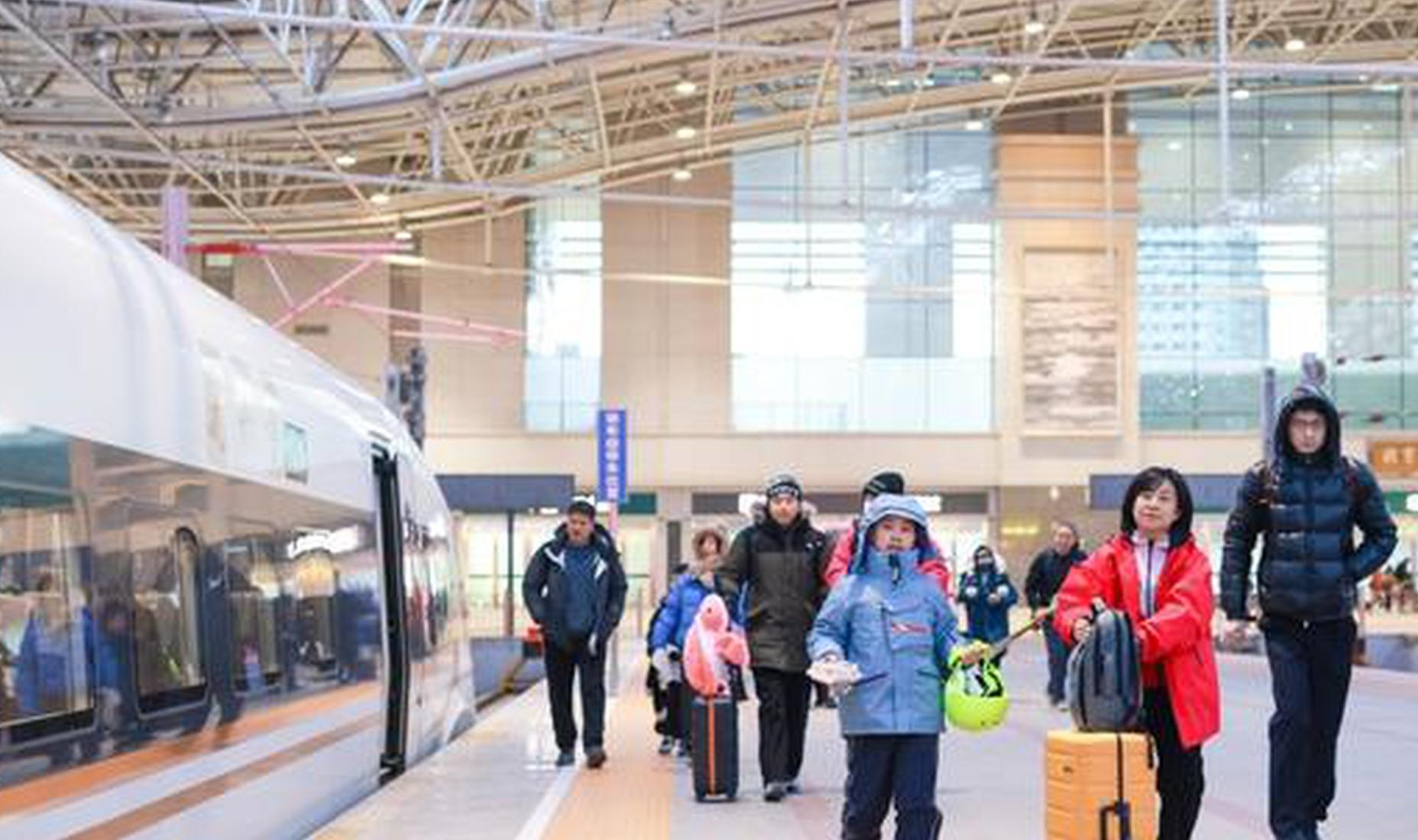 China's central authorities to roll out more favorable policies for Hong Kong: spokesperson