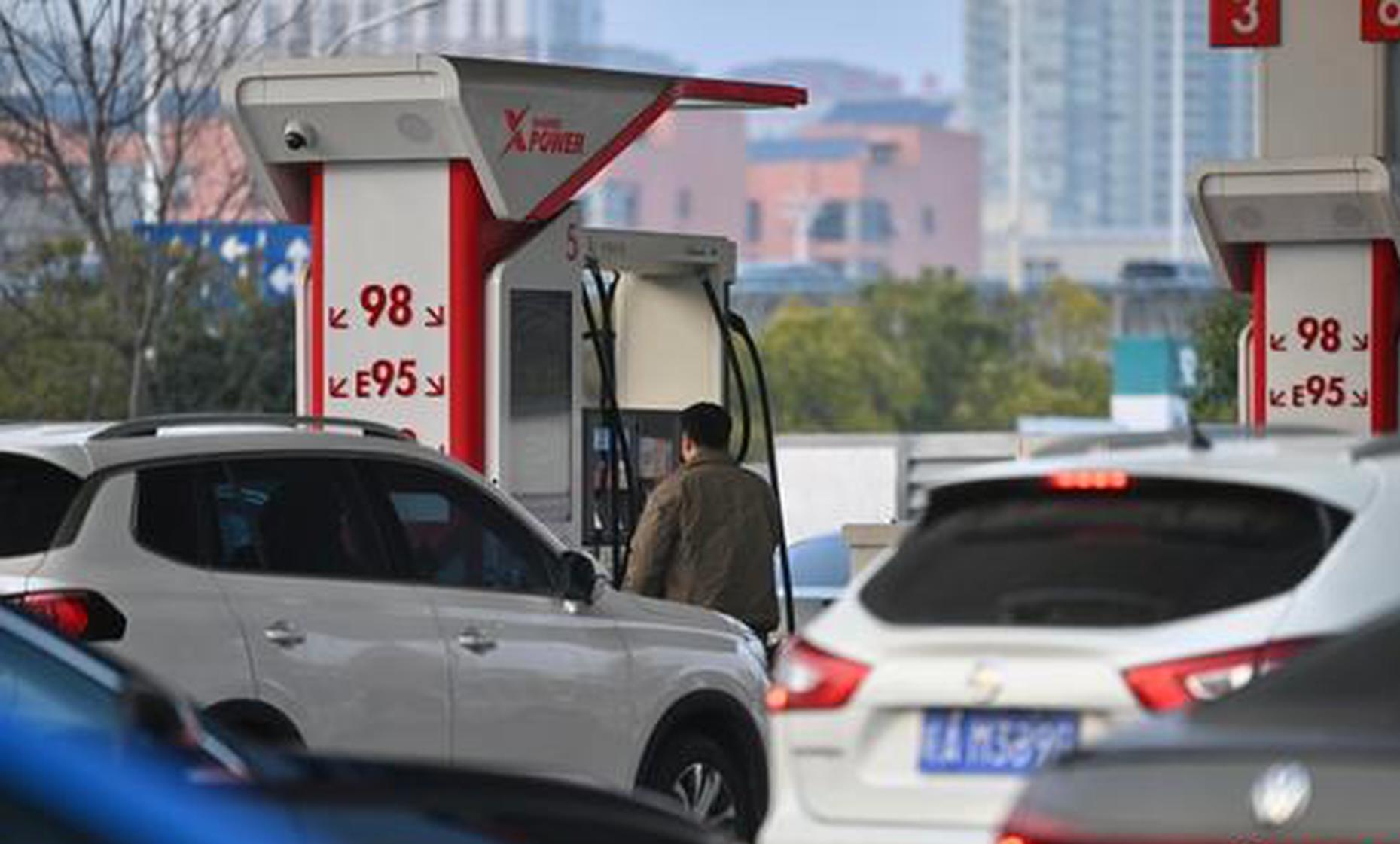 Hong Kong customs steps up crackdown on smuggled fuel as Middle East tensions lift oil prices