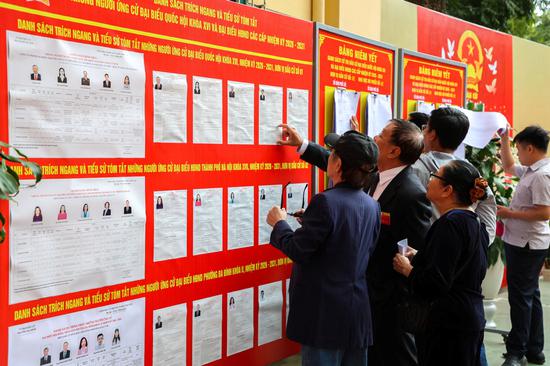 Vietnam opens polls for 16th NA, local council elections