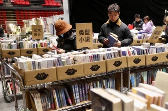 China's trade-in policy drives 323 bln yuan in consumer sales so far in 2026: Commerce Ministry