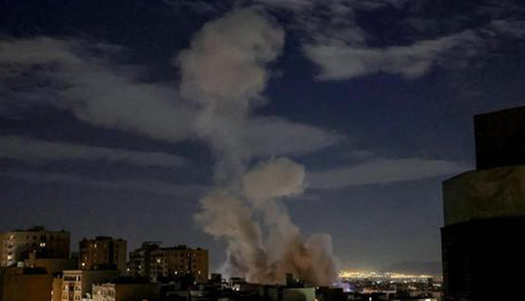 U.S. forces strike Iranian missile sites near Strait of Hormuz: command