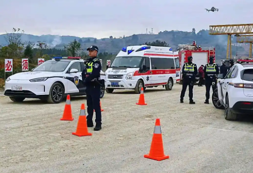 Two students killed, 14 injured in Guizhou traffic accident